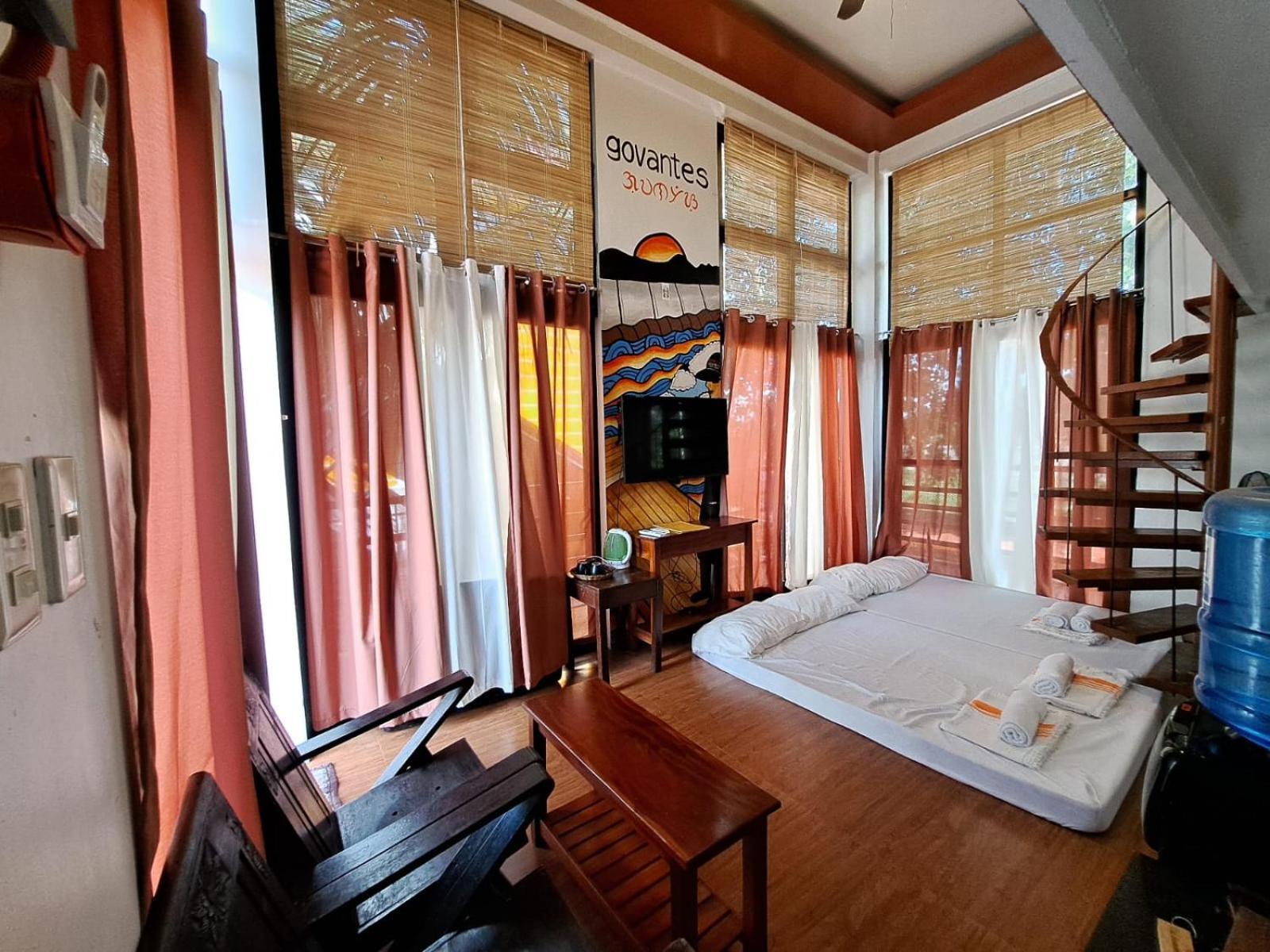 The Bistro House - Loft Unit - Vigan Apartamento Exterior foto