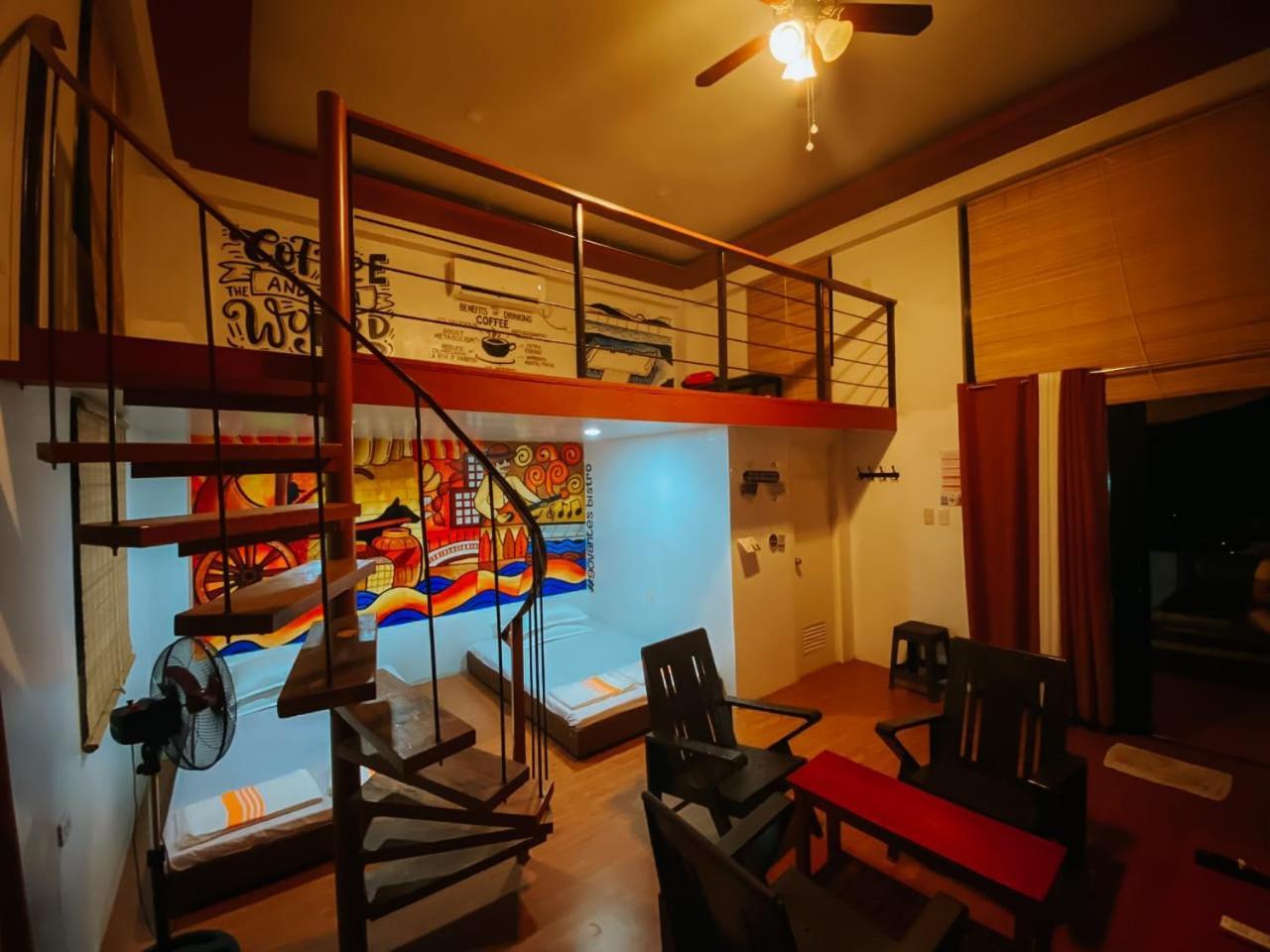 The Bistro House - Loft Unit - Vigan Apartamento Exterior foto